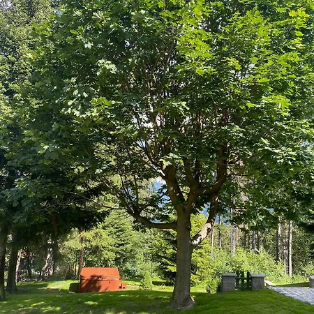 Chaloupka Jezevci Brloh Pstruzi (Frydek-Mistek)